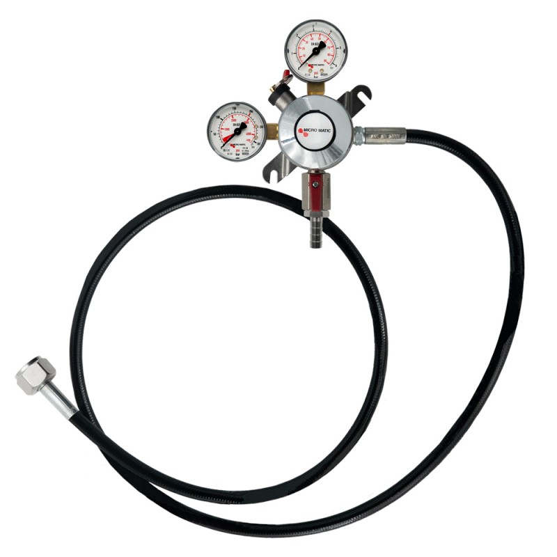 Détendeur avec tuyau haute pression