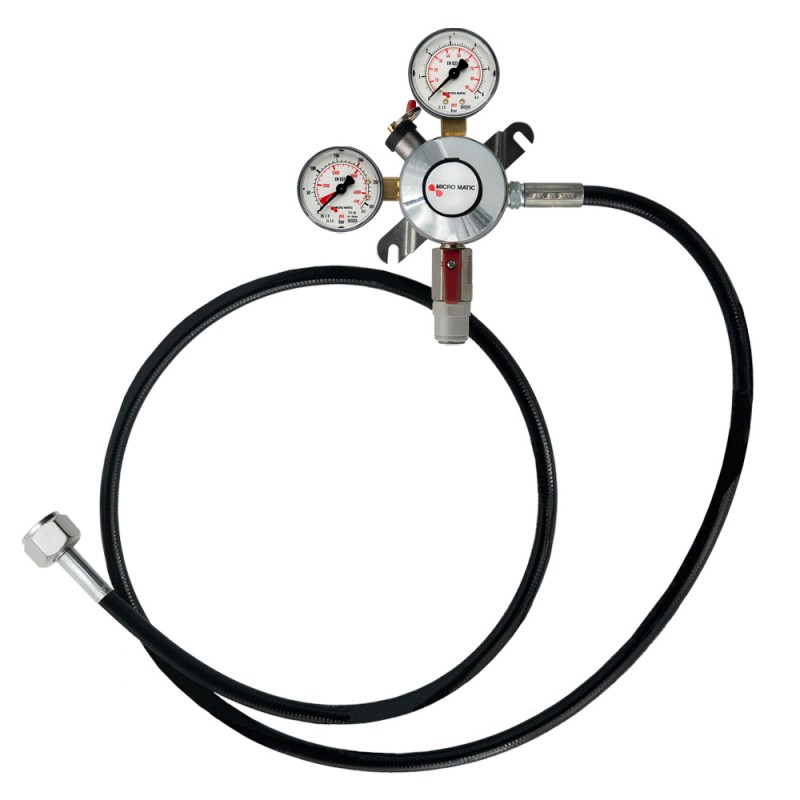 Détendeur avec tuyau haute pression