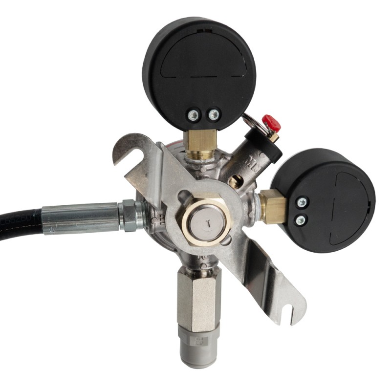 Détendeur avec tuyau haute pression