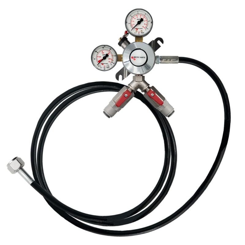 Détendeur avec tuyau haute pression