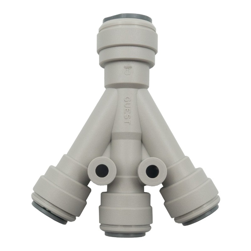 Raccord à trois voies